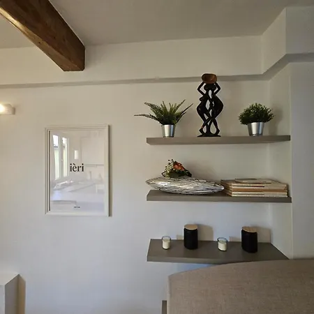 Elegant And Beautiful In The Heart Of Modena