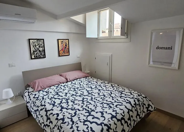 Apartment Elegant And Beautiful In The Heart Of *